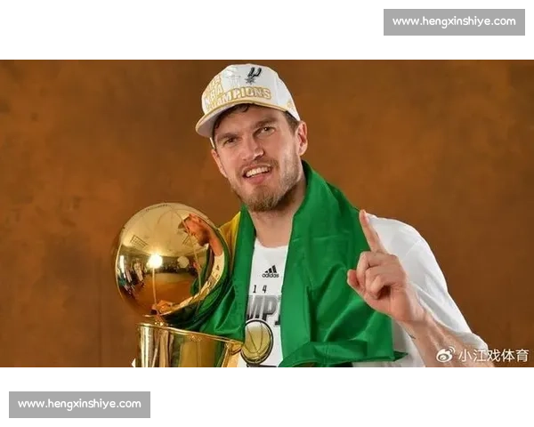 12 分交手记忆!马刺冠军中锋斯普利特,成开拓者临时主帅 12 分交手记忆!马刺冠军中锋斯普利特,成开拓者临时主帅